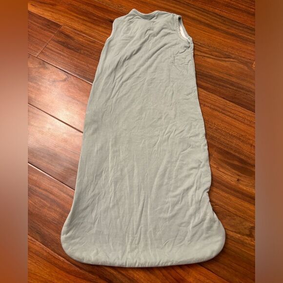 Kyte Baby teal/mint green sleepsack. - Picture 2 of 4